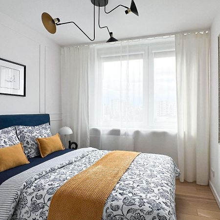 Stylowy Apartament Przy Metrze Warsaw Ngoại thất bức ảnh